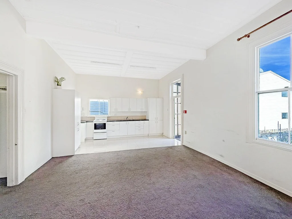 Charming 2-Bedroom Apartment in Prime Parnell Location