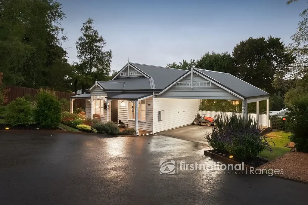 24 Durban Road, Emerald, VIC 3782