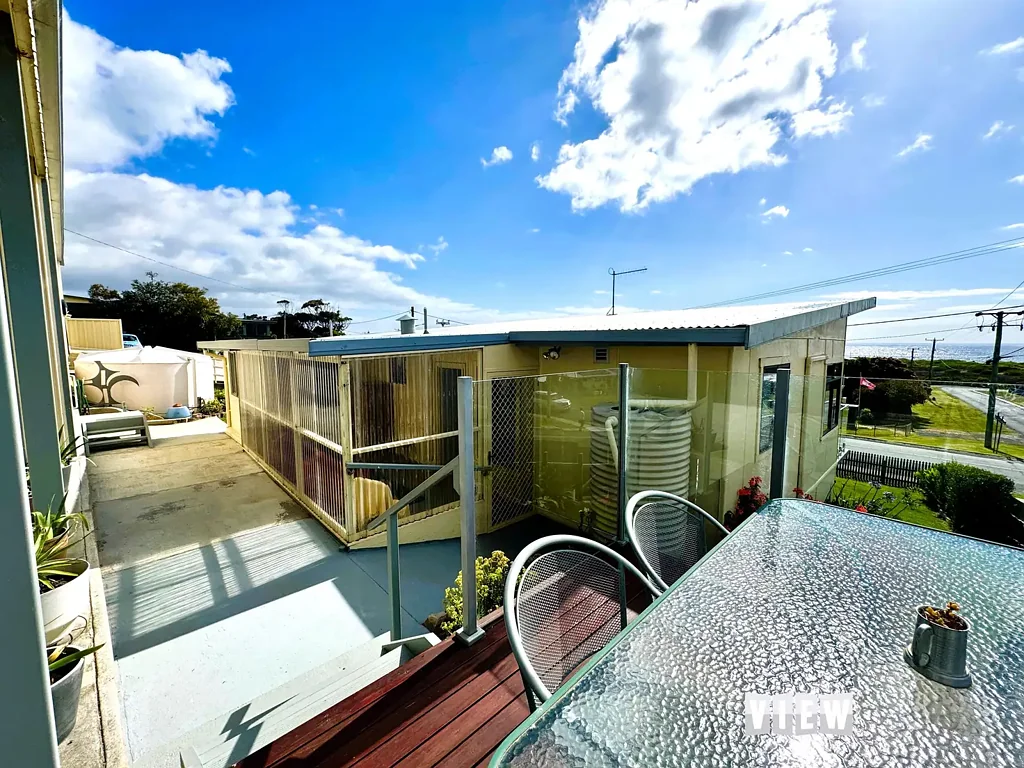 Scamander 2 Bedroom Location - Location!