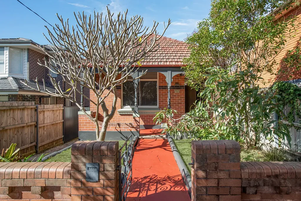 Marrickville 3房 翻新时期住宅的魅力、采光与风格 Charm, light and style in a renovated period home