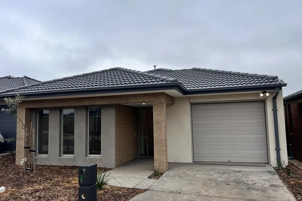 17 Woolspinner Crescent, Wyndham Vale, VIC 3024