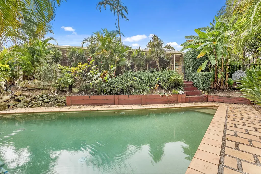 Burleigh Heads 4 Bedroom Motivated sellers