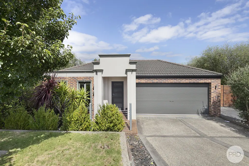 10 Middlin Street, Brown Hill, VIC 3350