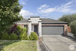 10 Middlin Street, Brown Hill