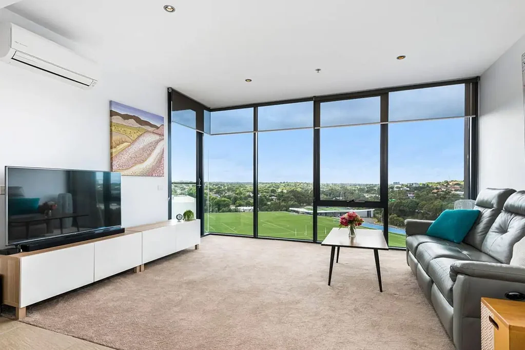 Stylish One-Bedroom Apartment with Resort-Style Facilities