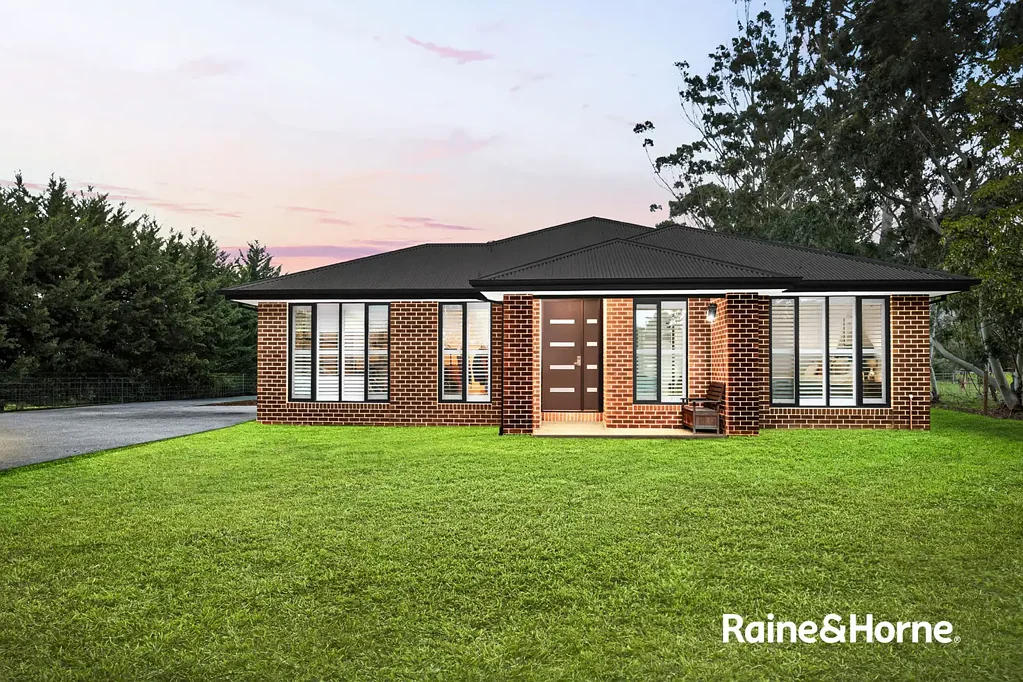 Pearcedale 4ਬੈੱਡਰੂਮ The Home Your Family Deserves. The Workshed You've Always Wanted.