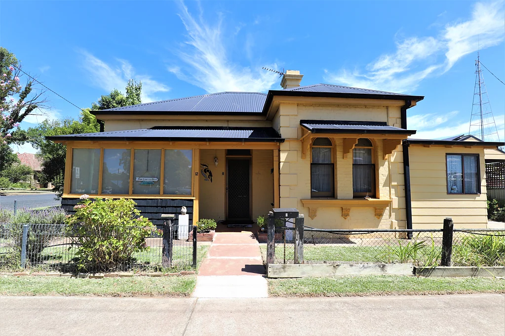 12 Adams Street, Cootamundra, NSW 2590