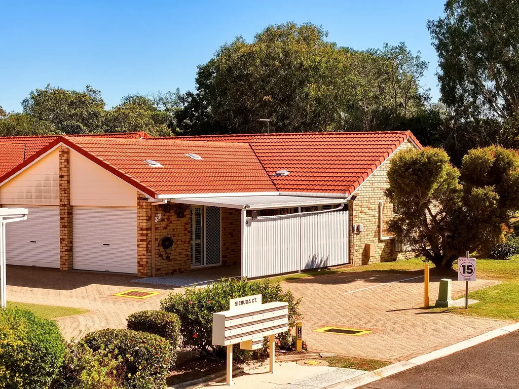 Brendale 1Habitaciones Tastefully Updated Lowset Villa with Low Body Corporate Fees!