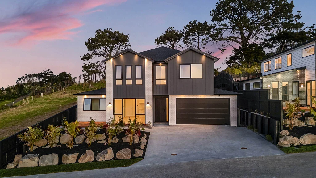 Millwater 6ห้องนอน Adjoining the Reserve & Granny Potential