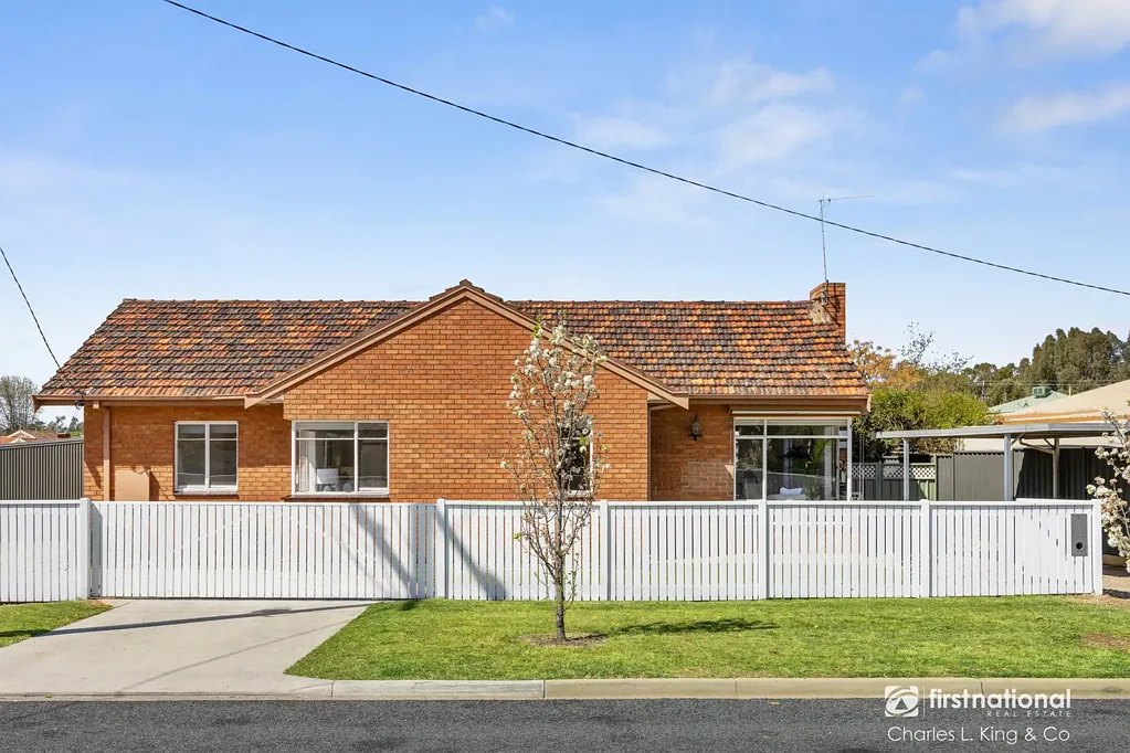 Moama 3 Slaapkamer Fresh Interiors, Ideal Location