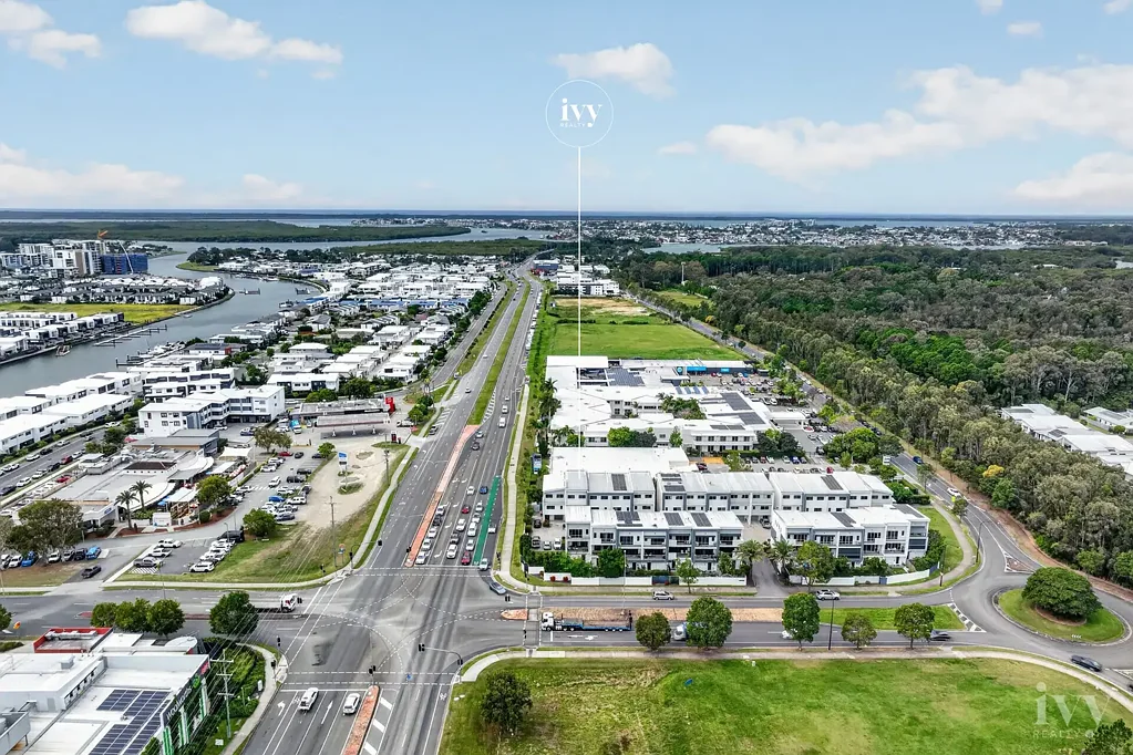Hope Island 3房  Low-Maintenance Hope Island Living with Investment Appeal