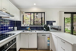 77/31 Archipelago Street, Pacific Pines