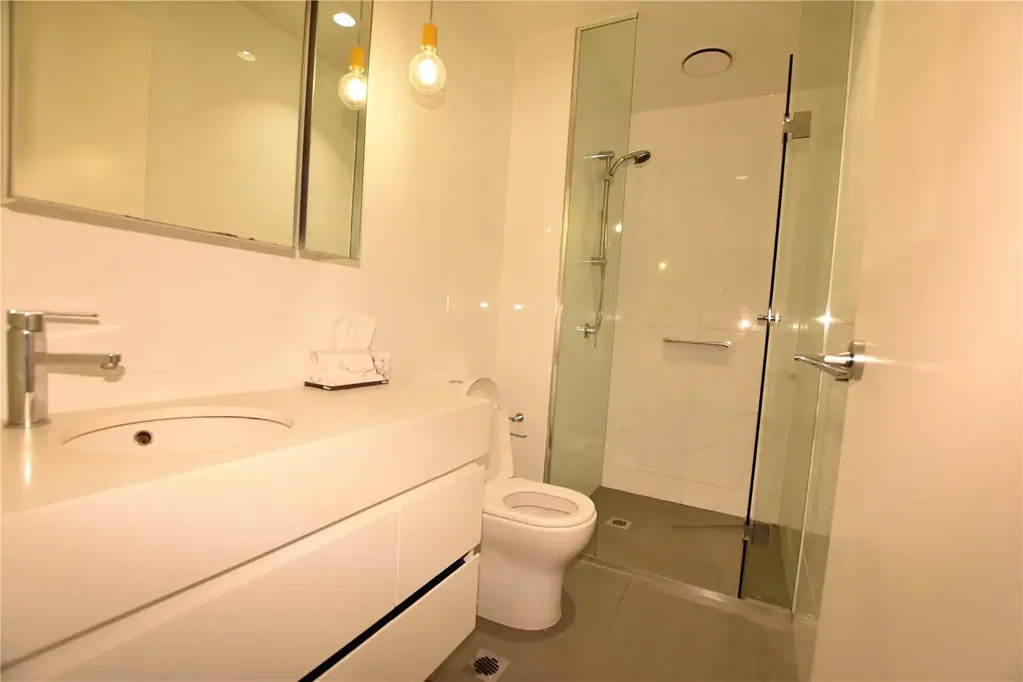 Eporo Tower: 1 Bedroom Apartment in the Heart of CBD