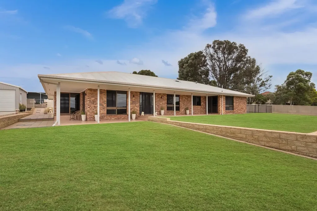 112 Claus Road, Haigslea, QLD 4306