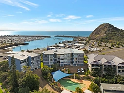 13/12-14 Breakwater Drive, Rosslyn