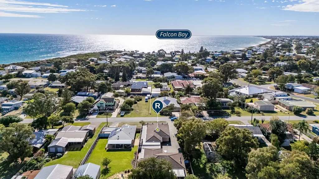 Falcon 3ห้องนอน Coastal Convenience Near Falcon Bay