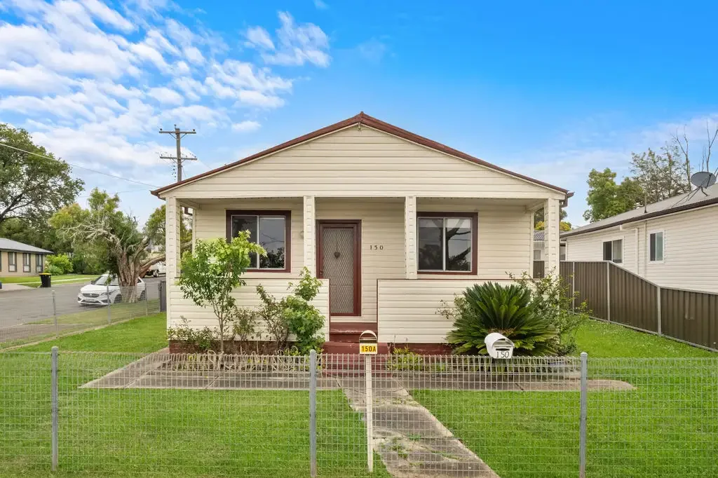 150 & 150a Oxford Street, Cambridge Park, NSW 2747