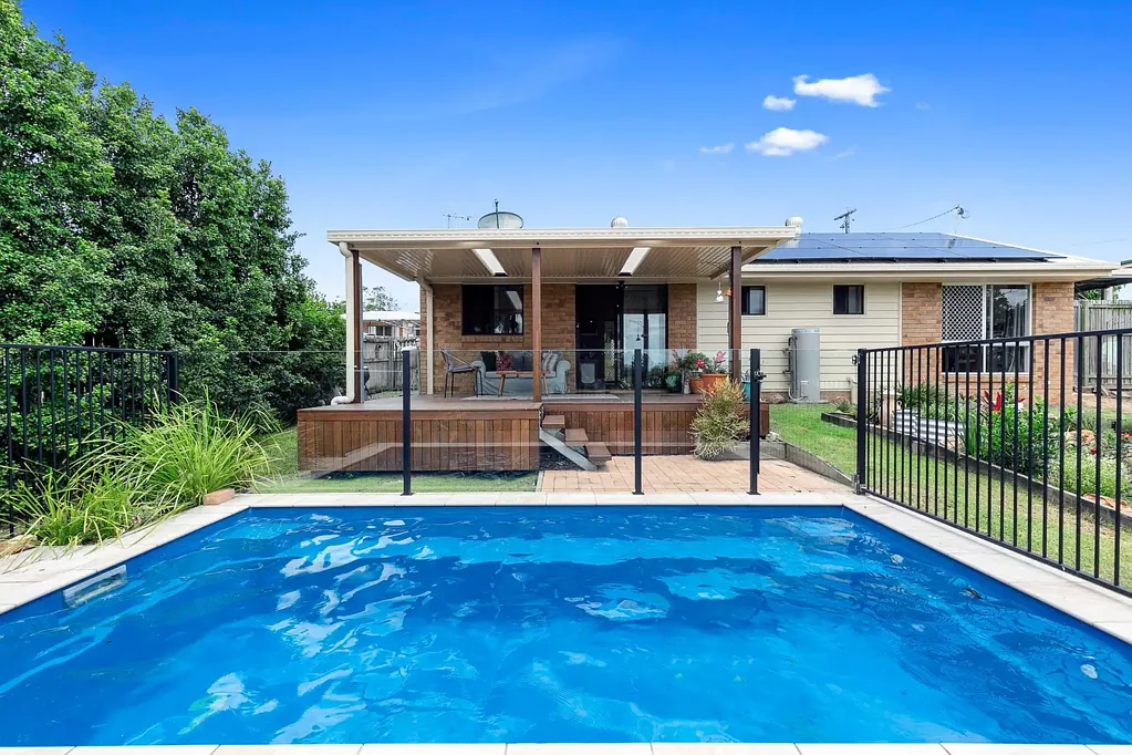 12 Annette Street, Dundowran Beach, QLD 4655