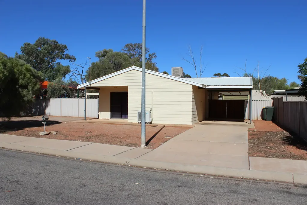 9 Curdimurka Street, Roxby Downs, SA 5725