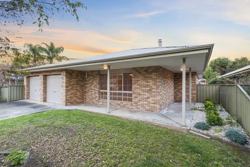 Comfortable, Convenient, Court Living