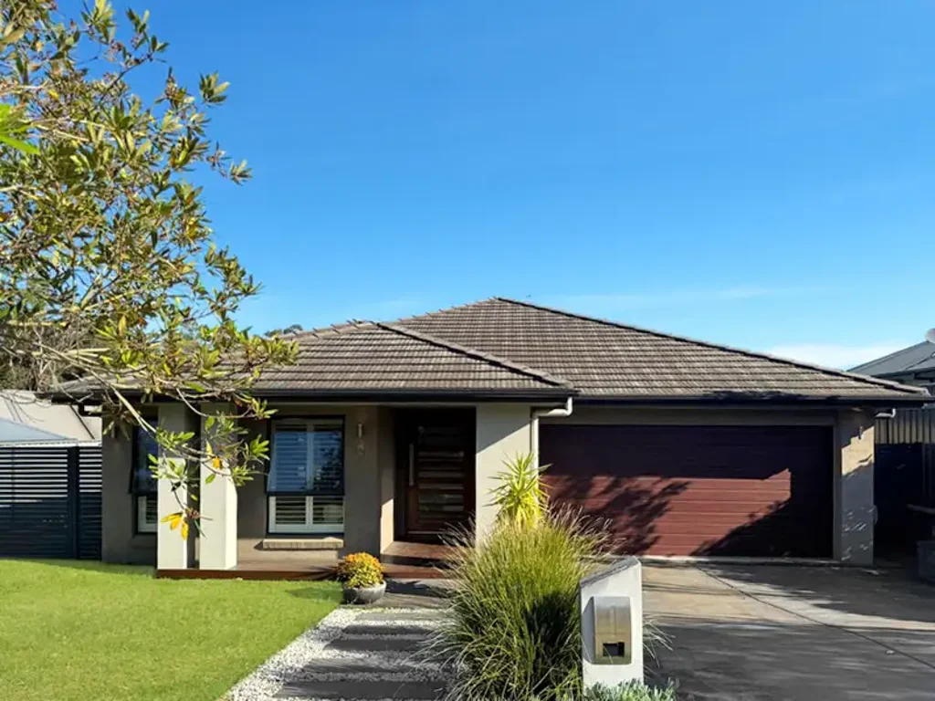 6 Lillias Street, Cameron Park, NSW 2285