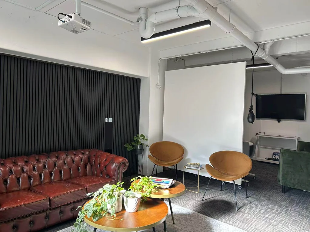 Auckland Central  AFFORDABLE GROUND FLOOR OFFICE IN EDUCATION HUB