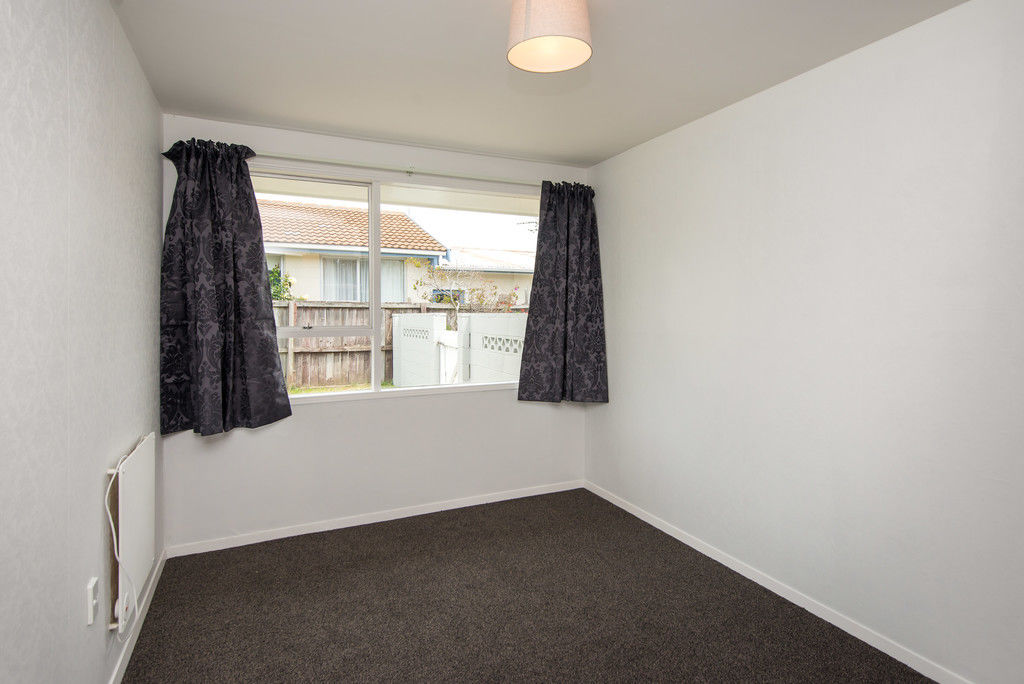 2/11 Sandra Street, South New Brighton, Christchurch, 2 침실, 1 욕실