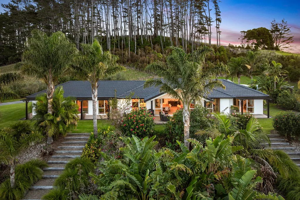 Matakana  LIVE THE DREAM - YOUR OWN PRIVATE PARADISE