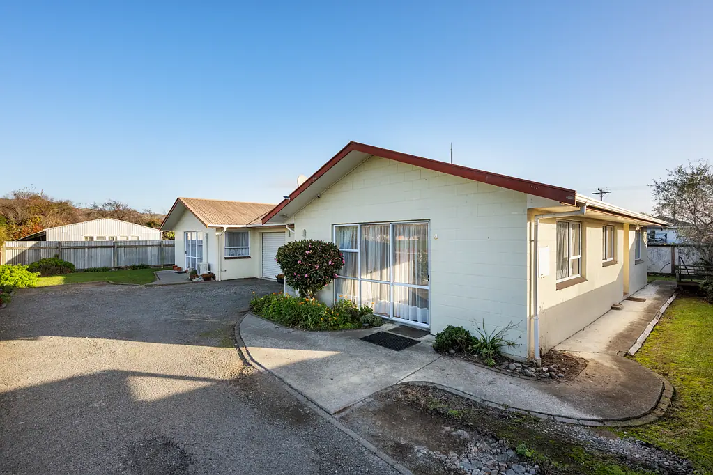 Blenheim Central 4ਬੈੱਡਰੂਮ A Rare Redwoodtown Double - Invest Or Nest