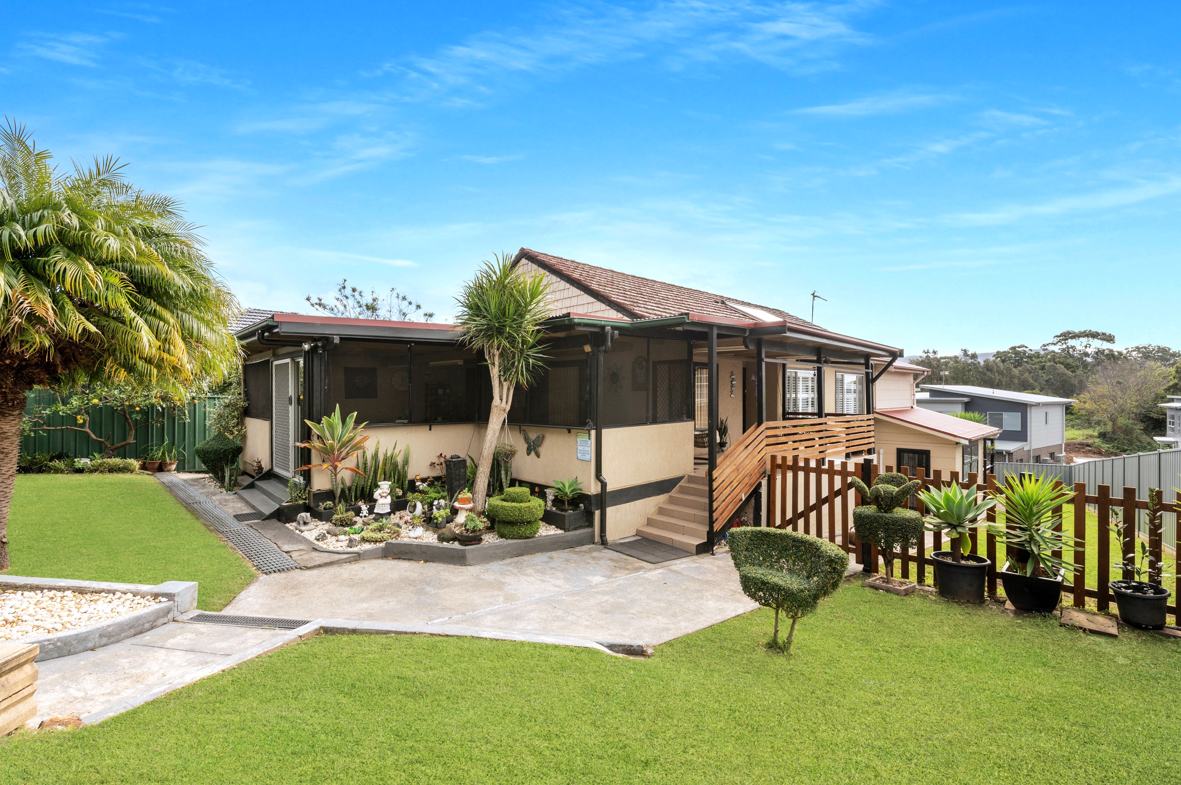 2A PHILLIPS AV, WEST WOLLONGONG NSW 2500, 0 Kuwarto, 0 Banyo, House