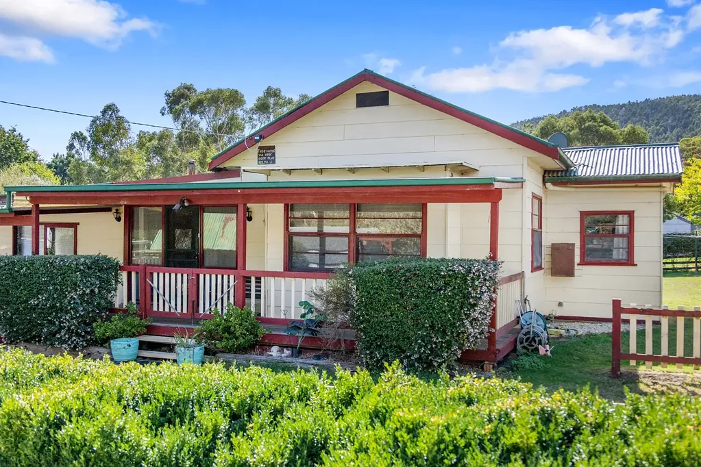 Buxton 3 Bedroom Country Living at it's Best