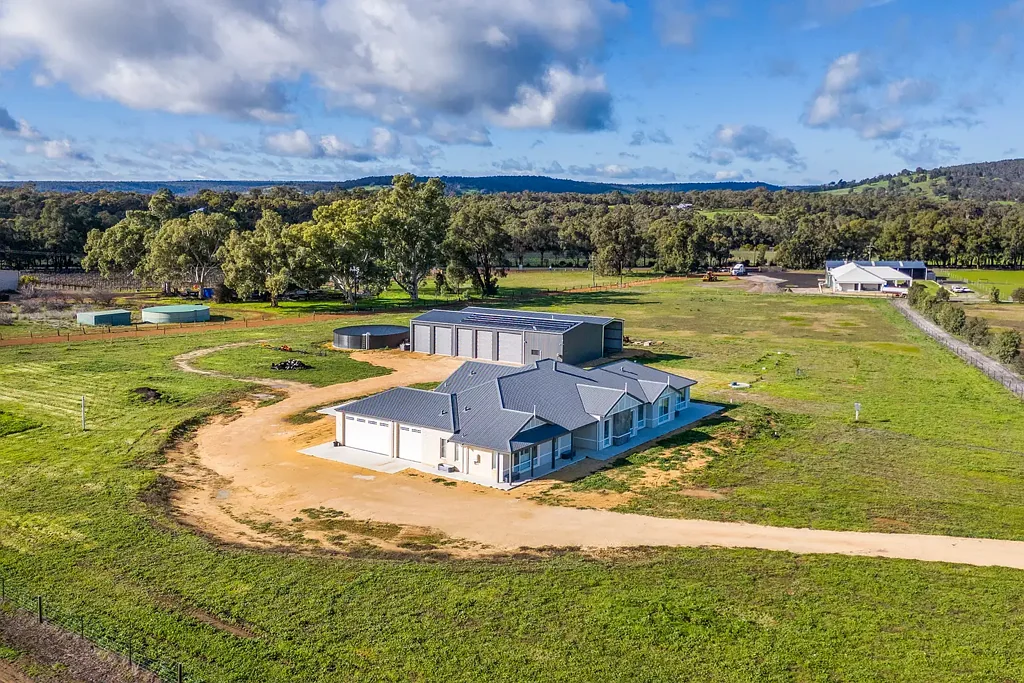 90 Zebu Road, Lower Chittering, WA 6084