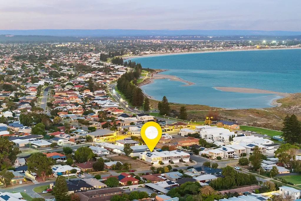 Shoalwater 4ਬੈੱਡਰੂਮ Prime Position with Ocean Views