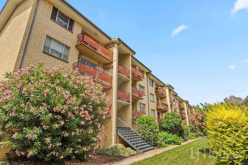 21/52 Trinculo Place, Queanbeyan East, NSW 2620