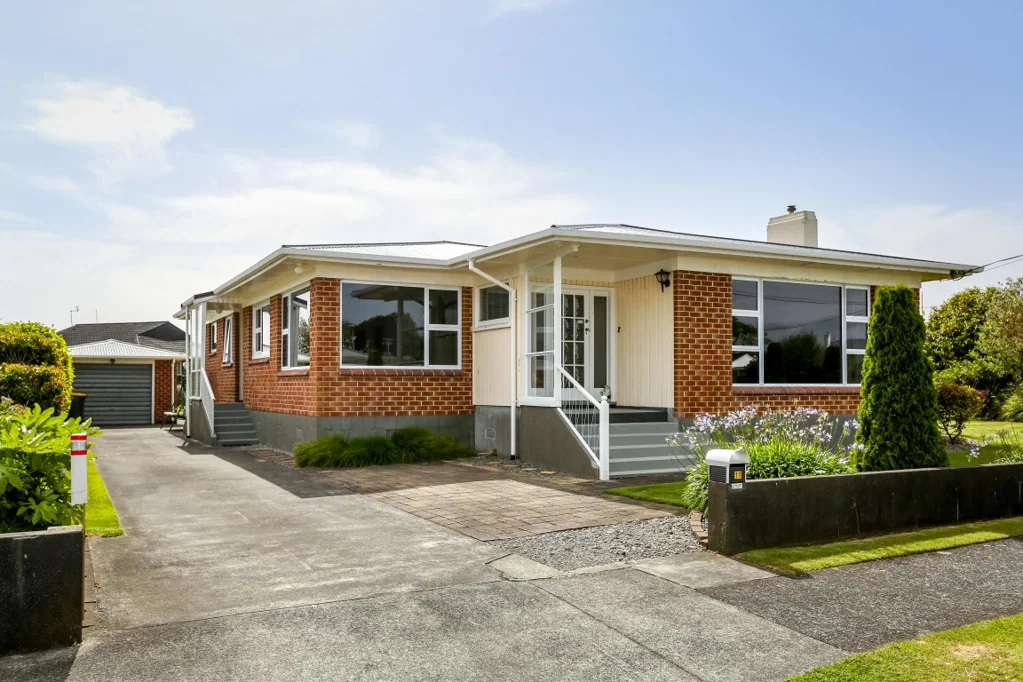 Very lovely 3 bedroom, 1 bathroom home