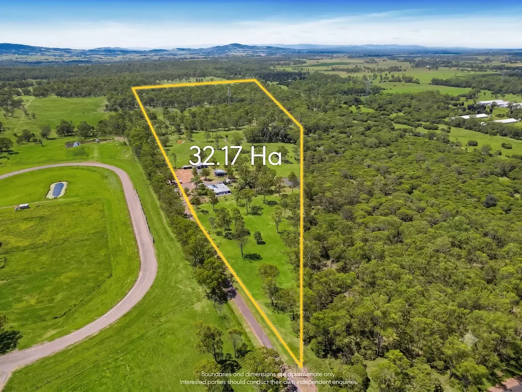 Lower Mount Walker 3Habitaciones Where Space, Privacy and Lifestyle Come Together on 80 Acres