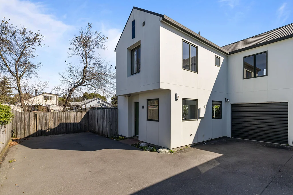 Addington 3房  All Offers Presented - It Has To Go!