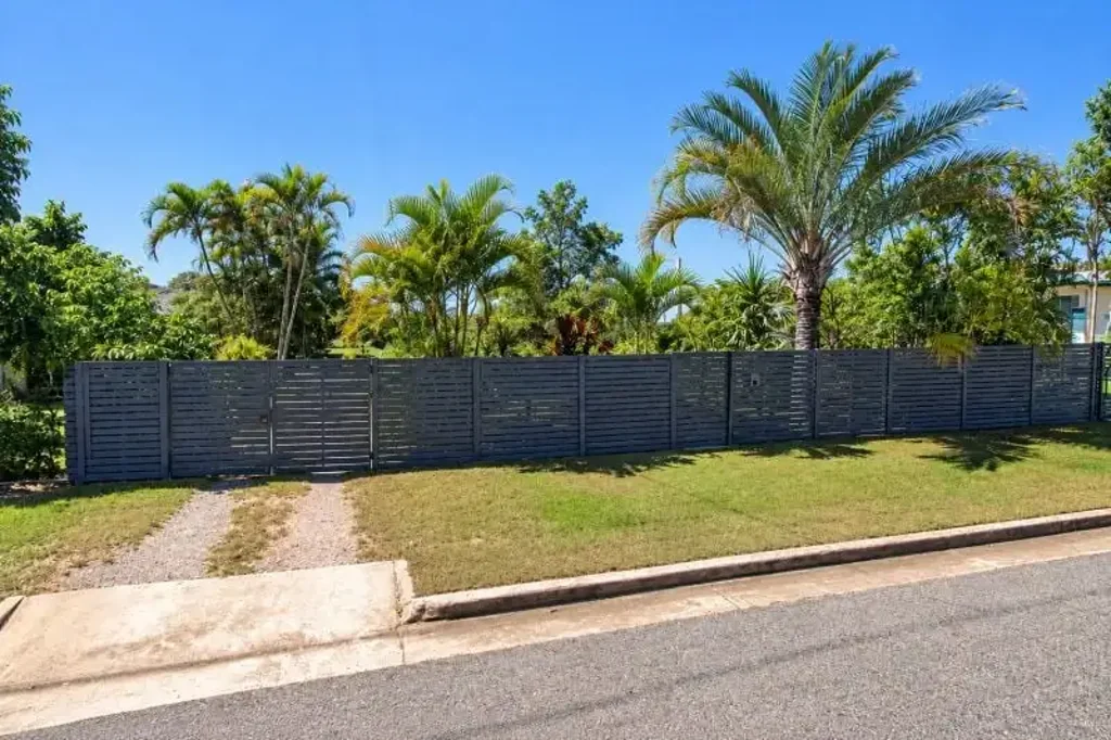 Collinsville Fully Fenced 1,012m² Block with Services & Existing Improvements