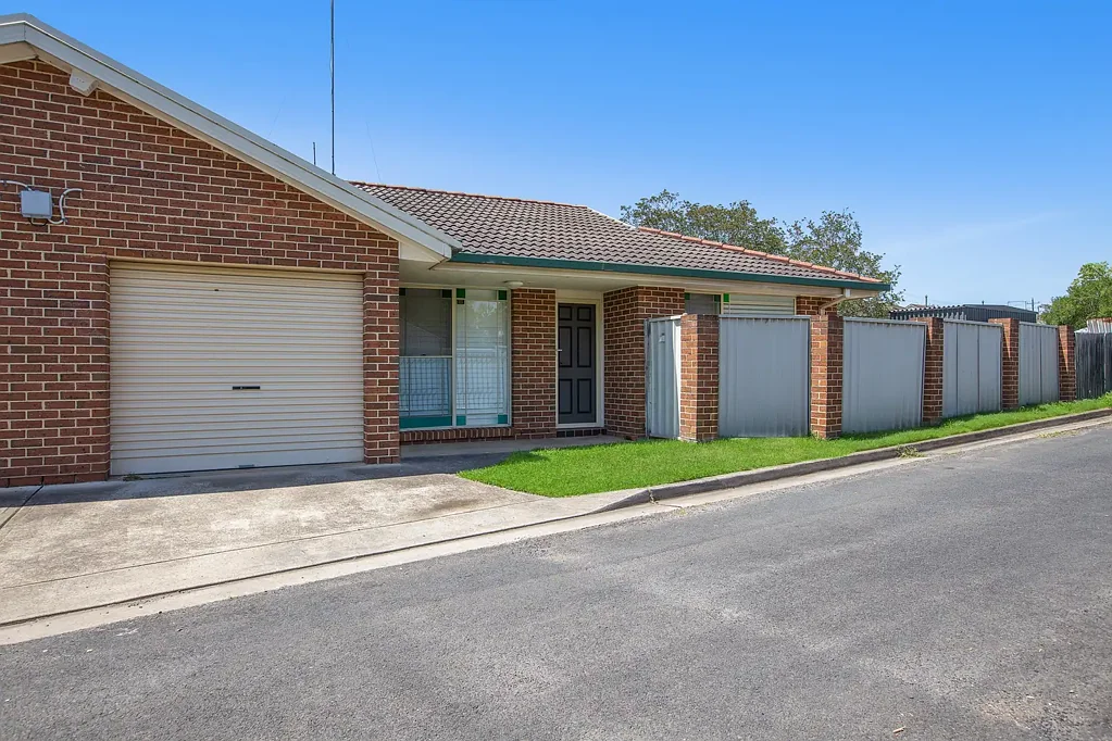 Tidy Two Bedroom Duplex