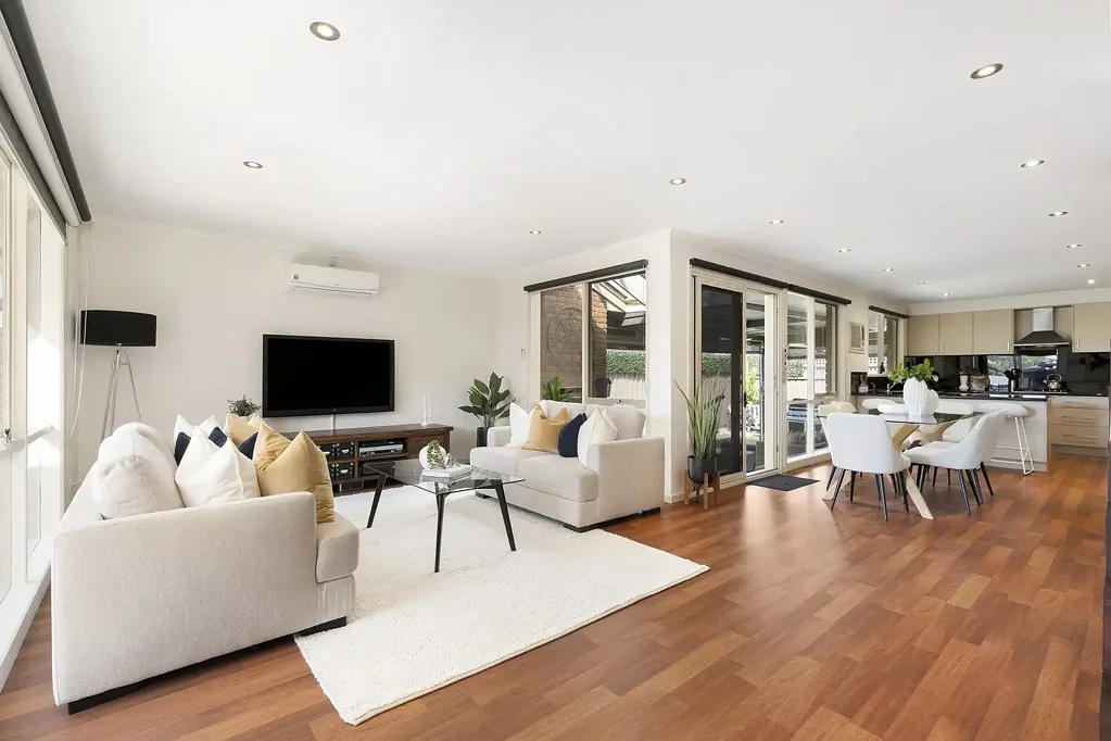 Mentone 4ห้องนอน Family-Sized Beachside Living in Mentone's Heart