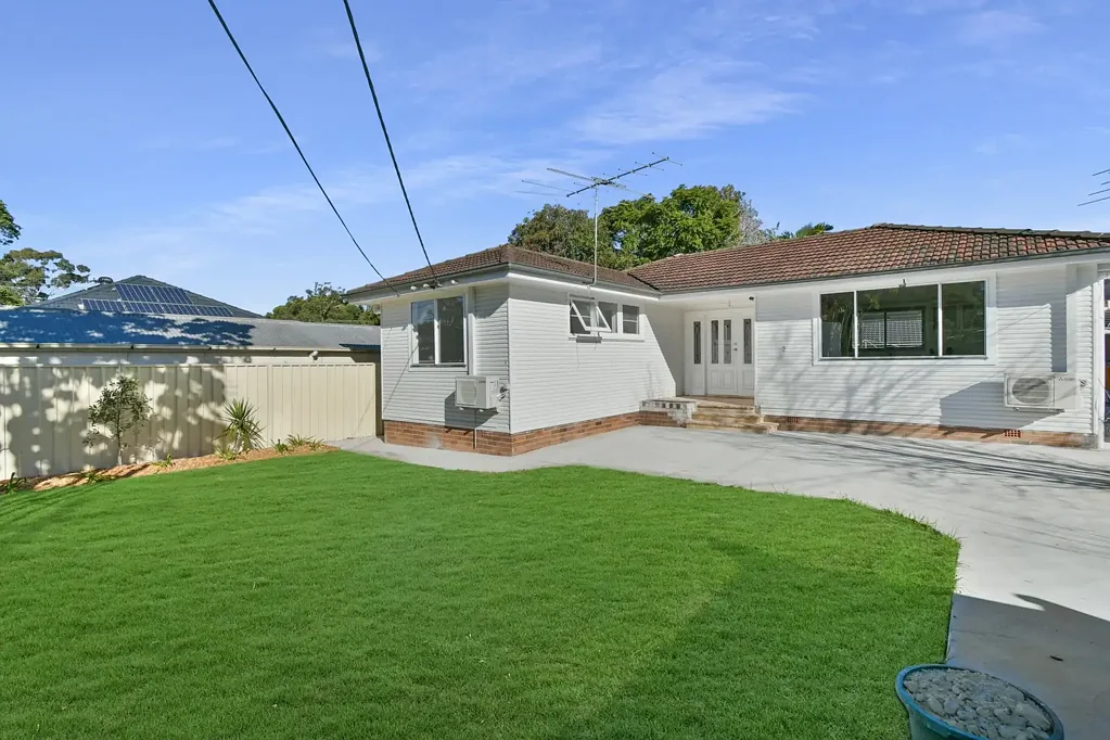 THREE BEDROOM PROPERTY IN FAIRFIELD AREA