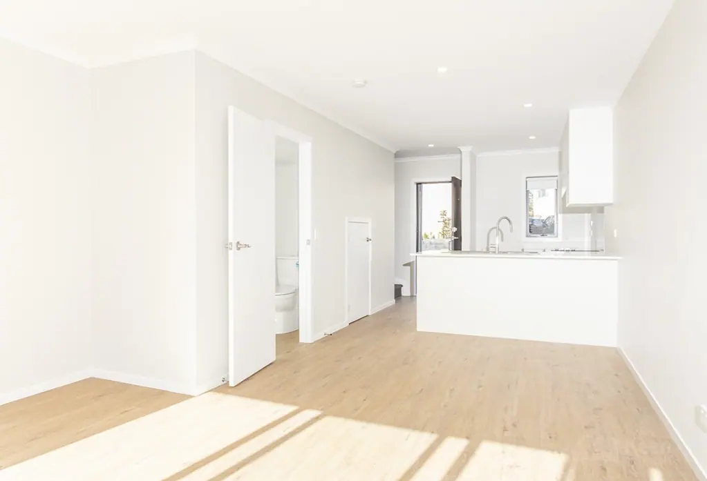 3 bedrooms, 3 Bathroom TownHouse