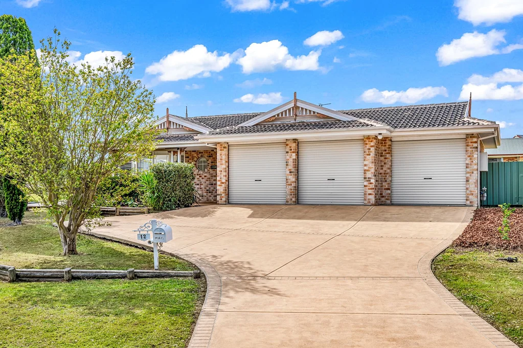 12 PARKVIEW TERRACE, Thornton, NSW 2322
