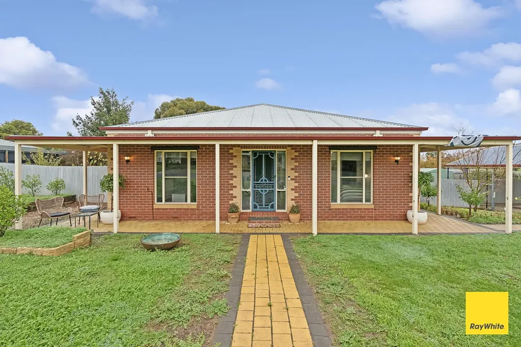 Sailors Gully 4房  Spacious Family Living on a Huge 1,490m² Allotment