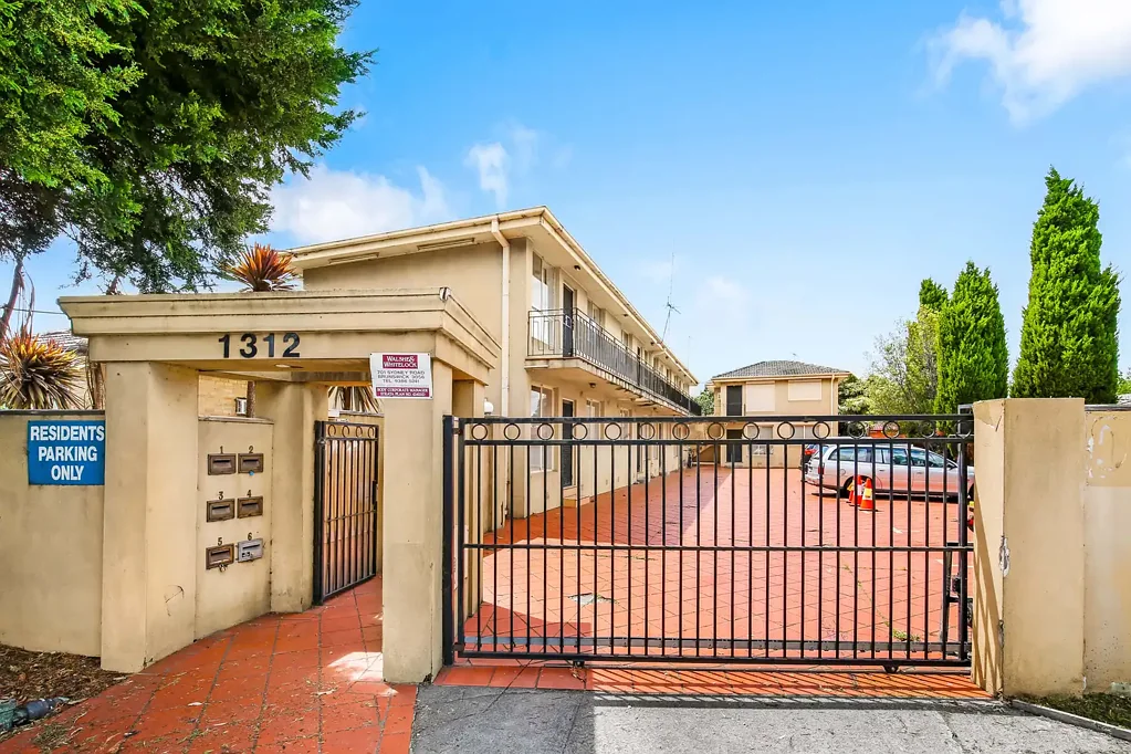 Fawkner 1 Slaapkamer Unbeatable Value – A Rare Opportunity!