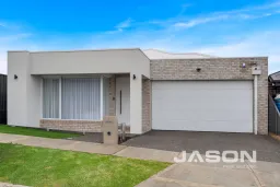 3 Redleaf Way, Greenvale