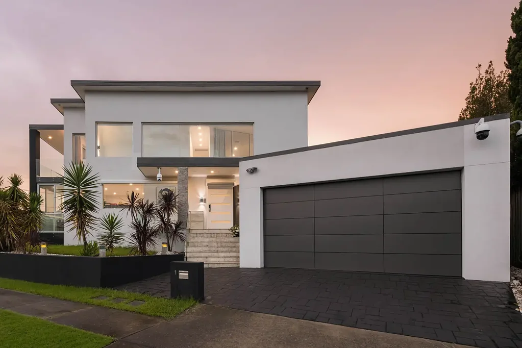 1 Pan Crescent, Greystanes, NSW 2145
