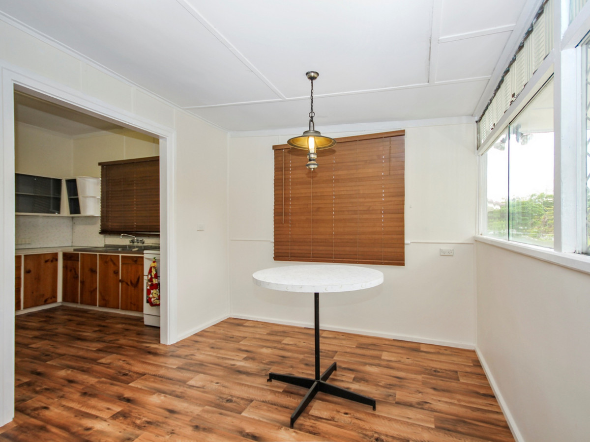 13 MACGREGOR ST, WOODEND QLD 4305, 0部屋, 0バスルーム, House