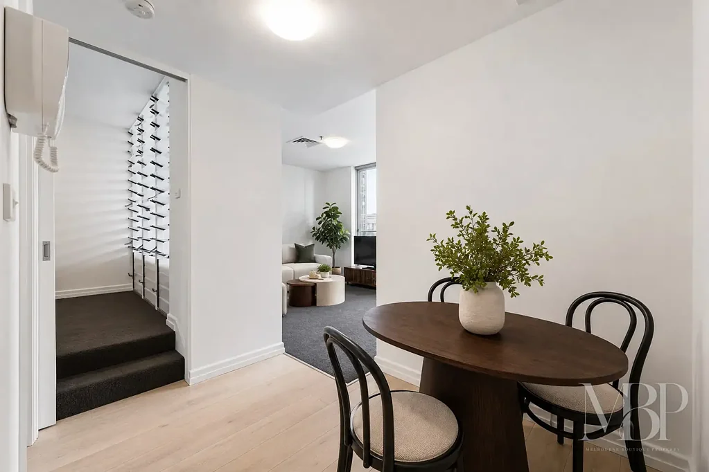 Melbourne 1 Bedroom A Landmark Address. A Lifestyle to Match.