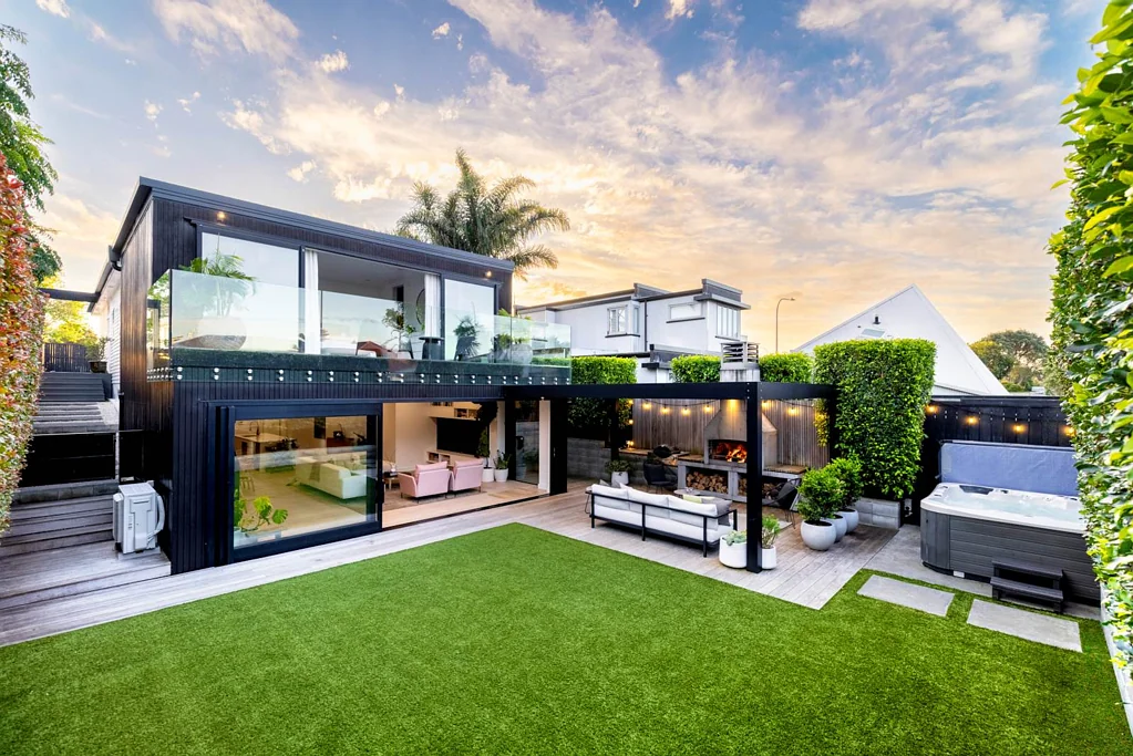 Westmere 4 Slaapkamer So Good, You’ll Volunteer to Host Christmas